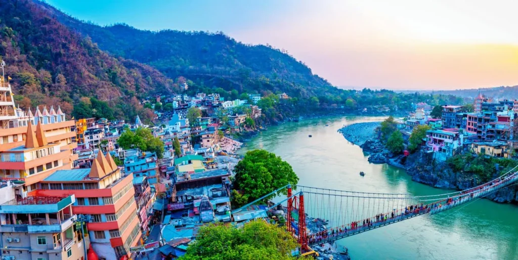 Rishikesh – Yoga capital, rafting, and Lakshman Jhula Interesting Facts About Rishikesh 1024x514